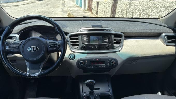 Kia Sorento 7 SEATER photo 4