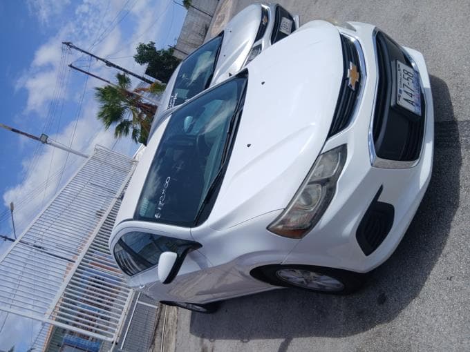 Honda Civic photo 2