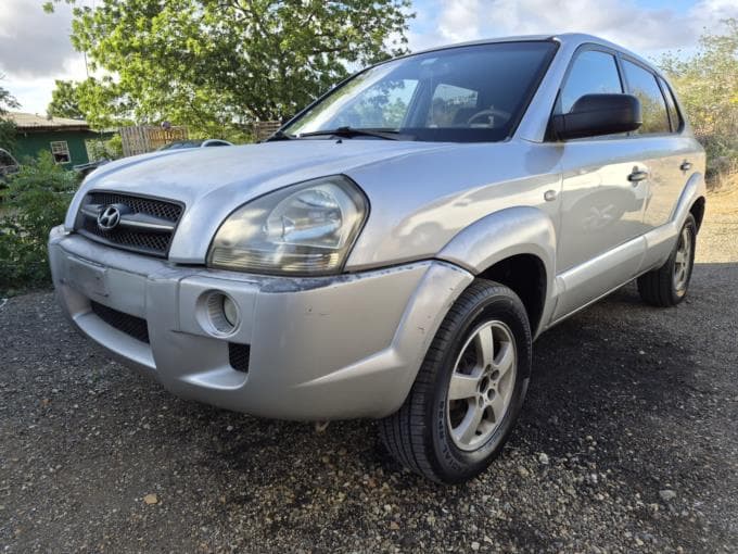 Hyundai Tucson IX35 4 photo 5