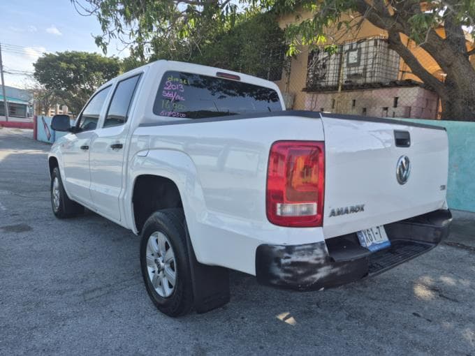 Volkswagen Amarok photo 2