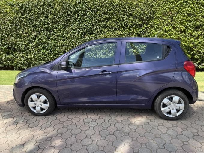 Chevrolet Spark 51000 KM photo 3