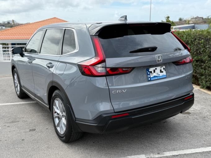 Honda CR-V photo 2
