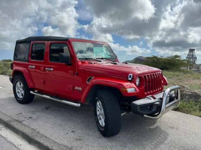 Jeep Wrangler photo 1