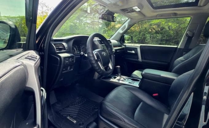 Toyota 4Runner photo 4