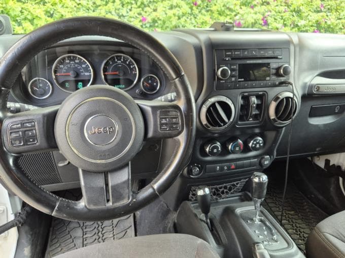 Jeep Wrangler photo 5