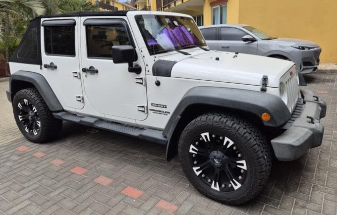 Jeep Wrangler photo 3